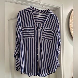 Navy and pale pink new York and company button up